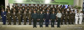 Acto de graduación de cadetes del Centro Superior de Estudios Militares “José Dolores Estrada Vado”