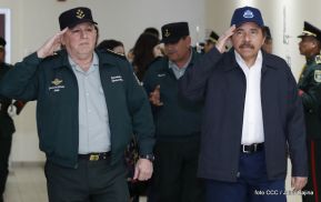 Acto de graduación de cadetes del Centro Superior de Estudios Militares “José Dolores Estrada Vado”