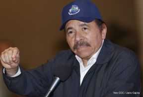 Acto de graduación de cadetes del Centro Superior de Estudios Militares “José Dolores Estrada Vado”