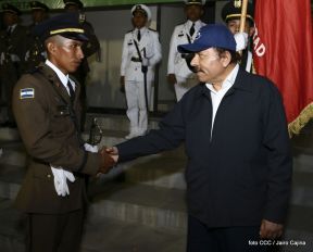 Acto de graduación de cadetes del Centro Superior de Estudios Militares “José Dolores Estrada Vado”