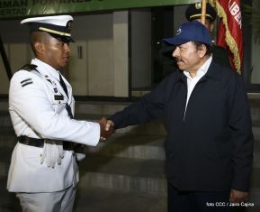 Acto de graduación de cadetes del Centro Superior de Estudios Militares “José Dolores Estrada Vado”