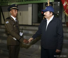 Acto de graduación de cadetes del Centro Superior de Estudios Militares “José Dolores Estrada Vado”