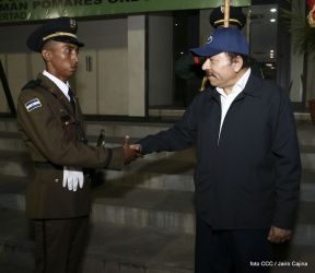 Acto de graduación de cadetes del Centro Superior de Estudios Militares “José Dolores Estrada Vado”