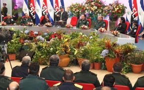 Acto de graduación de cadetes del Centro Superior de Estudios Militares “José Dolores Estrada Vado”