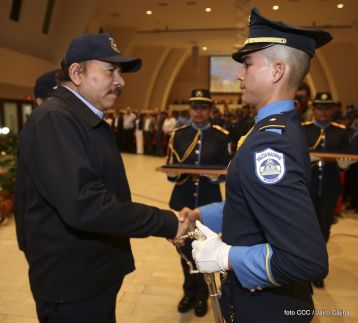 Acto de la Vigésima Promoción de Damas y Caballeros Cadetes de la Academia de Policía "Walter Mendoza Martínez"