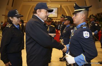 Acto de la Vigésima Promoción de Damas y Caballeros Cadetes de la Academia de Policía "Walter Mendoza Martínez"