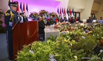 Acto de la Vigésima Promoción de Damas y Caballeros Cadetes de la Academia de Policía "Walter Mendoza Martínez"