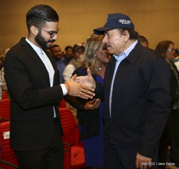 Acto de la Vigésima Promoción de Damas y Caballeros Cadetes de la Academia de Policía "Walter Mendoza Martínez"