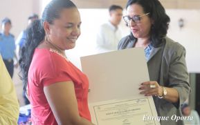 CSE juramenta a autoridades locales electas en Managua, León, Chinandega y IV Región