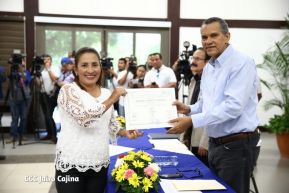 CSE juramenta a autoridades locales electas en Managua, León, Chinandega y IV Región