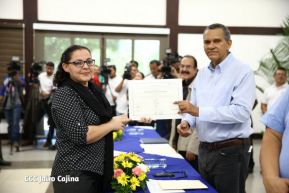 CSE juramenta a autoridades locales electas en Managua, León, Chinandega y IV Región