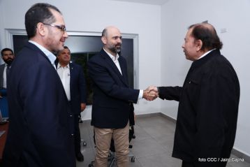 Daniel se reúne con empresarios y productores de azúcar  que participan en la Semana Bonsucro 2018