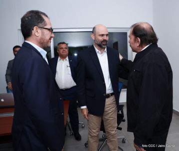 Daniel se reúne con empresarios y productores de azúcar  que participan en la Semana Bonsucro 2018