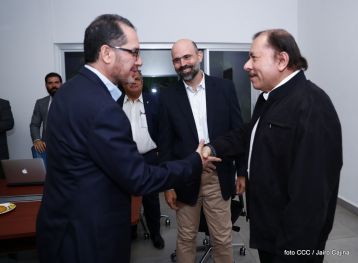 Daniel se reúne con empresarios y productores de azúcar  que participan en la Semana Bonsucro 2018