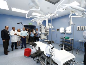 Inauguración del moderno hospital Fernando Vélez Paiz