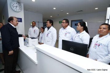 Inauguración del moderno hospital Fernando Vélez Paiz