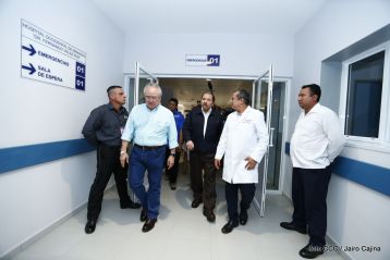 Inauguración del moderno hospital Fernando Vélez Paiz