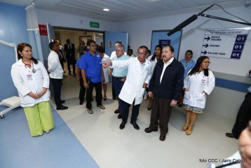 Inauguración del moderno hospital Fernando Vélez Paiz