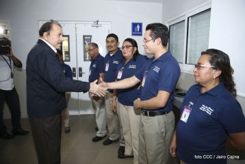 Inauguración del moderno hospital Fernando Vélez Paiz