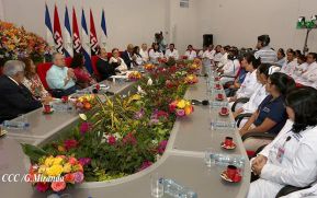 Inauguración del moderno hospital Fernando Vélez Paiz