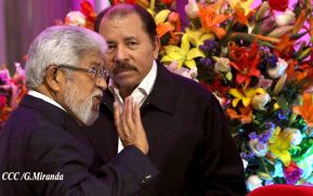 Inauguración del moderno hospital Fernando Vélez Paiz