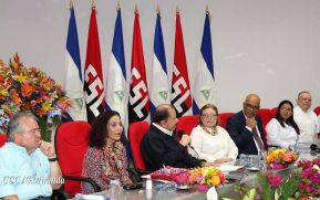 Inauguración del moderno hospital Fernando Vélez Paiz