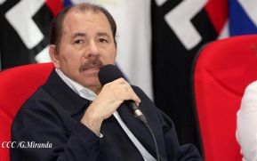 Inauguración del moderno hospital Fernando Vélez Paiz