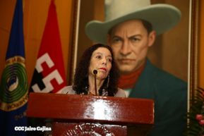 En imágenes: Homenaje póstumo al Dr. Silvio Conrado Gómez