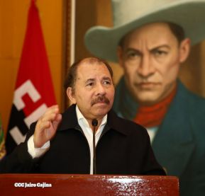 En imágenes: Homenaje póstumo al Dr. Silvio Conrado Gómez