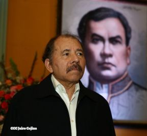En imágenes: Homenaje póstumo al Dr. Silvio Conrado Gómez