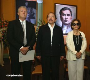 En imágenes: Homenaje póstumo al Dr. Silvio Conrado Gómez