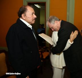 En imágenes: Homenaje póstumo al Dr. Silvio Conrado Gómez