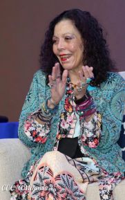 Acto de entrega de la ciudadanía nicaragüense y de la Orden Rubén Darío al pastor David Spencer