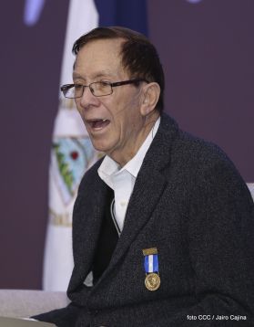 Acto de entrega de la ciudadanía nicaragüense y de la Orden Rubén Darío al pastor David Spencer