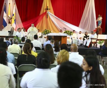 Celebran 50 años de vida episcopal del Cardenal Miguel Obando