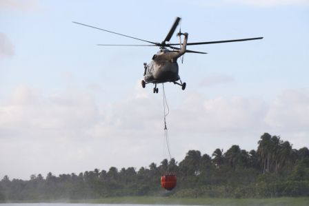 EN FOTOS: Ejército de Nicaragua trabaja para sofocar incendio en Indio Maíz