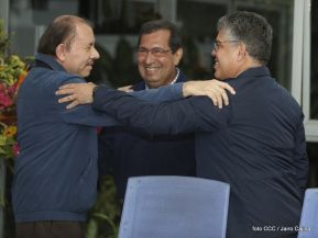 Daniel y Rosario se reúnen con Adán Chávez y Elias Jaua