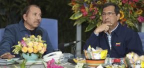 Daniel y Rosario se reúnen con Adán Chávez y Elias Jaua