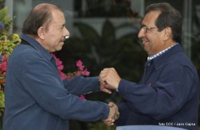 Daniel y Rosario se reúnen con Adán Chávez y Elias Jaua