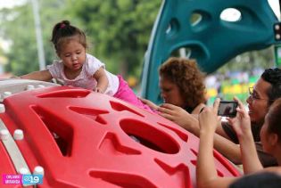 Familias disfrutan su domingo en Parque Luis Alfonso y Puerto Salvador Allende
