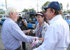 Miles claman por la Paz y la No Violencia
