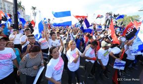 Miles claman por la Paz y la No Violencia