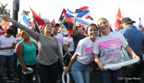 Miles claman por la Paz y la No Violencia