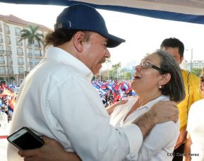 Miles claman por la Paz y la No Violencia