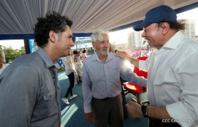 Miles claman por la Paz y la No Violencia