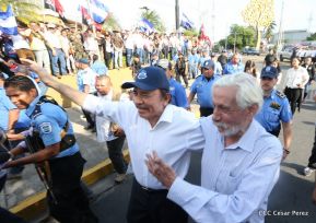 Miles claman por la Paz y la No Violencia