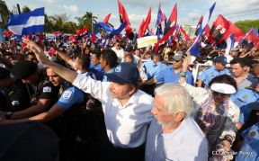 Miles claman por la Paz y la No Violencia