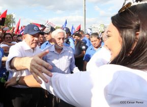 Miles claman por la Paz y la No Violencia