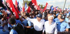 Miles claman por la Paz y la No Violencia