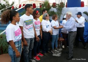 Miles claman por la Paz y la No Violencia